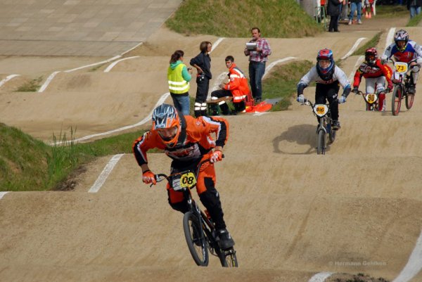 10178146_809730239049943_1901224142414221676_n