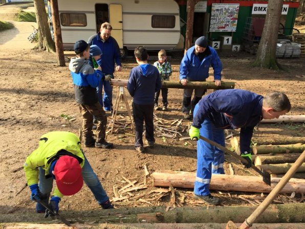 10393814_1089165001106464_7277633678597686808_n