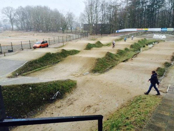 10418521_888080317881601_4132323154120537995_n