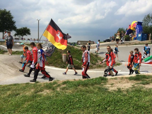 10432476_779113808778253_3673319180748270166_n