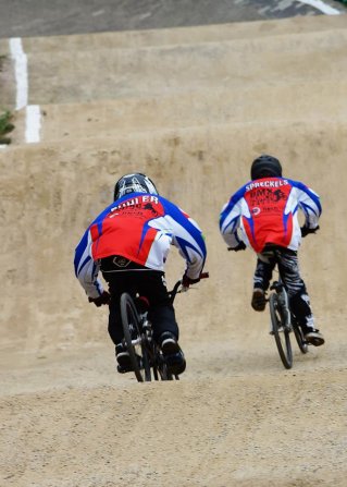 10659417_807169055972728_192995307805783128_n