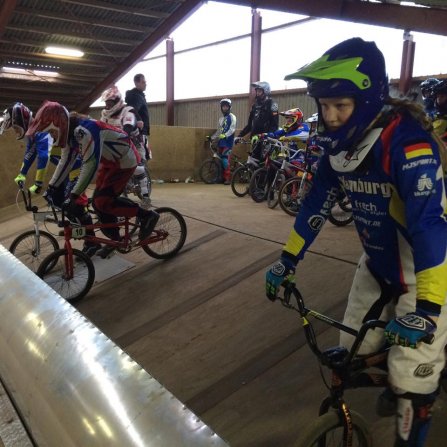 10922511_879197545436545_8475207002548330452_n