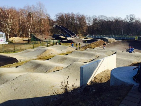 10959347_895275303828769_6007923444718109015_n