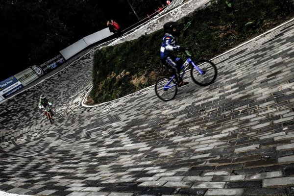 10967_813010695388564_8661121002574123160_n