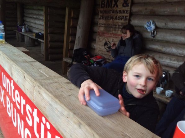 10968581_891597067529926_5960684911694001964_n