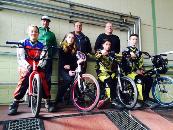 11009219_895275060495460_3651472742189645173_n