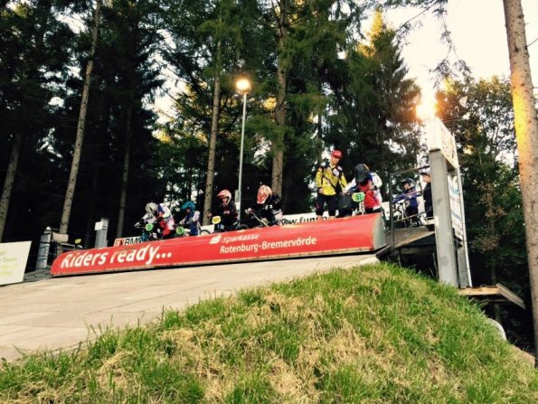 11137202_1013415305348101_403339802878774143_n