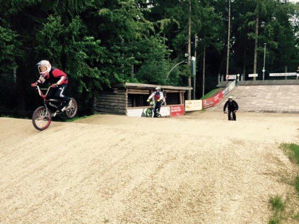 11222943_991817867507845_3671768267746767232_n