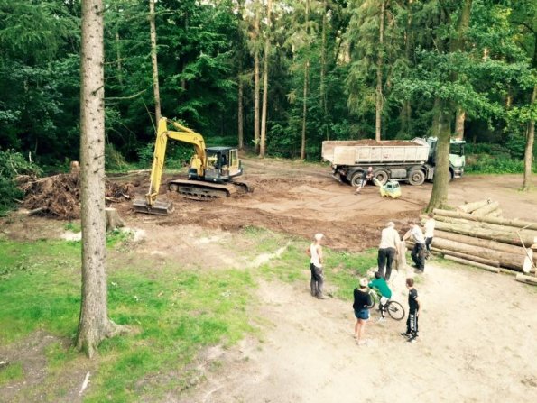 11926000_991817647507867_3590551835086910596_n