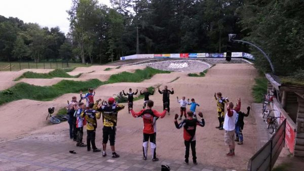 11953052_998326023523696_4502135455583624306_n