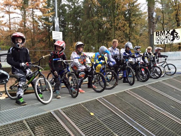 12042670_1028981750458123_1834961063728575131_n