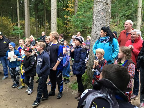 12046788_1023199681036330_1731632709878728265_n