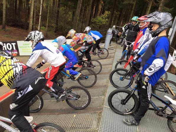 12188924_1028981890458109_4459871479727913656_n