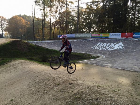 12189112_1025750514114580_6736827827095039687_n