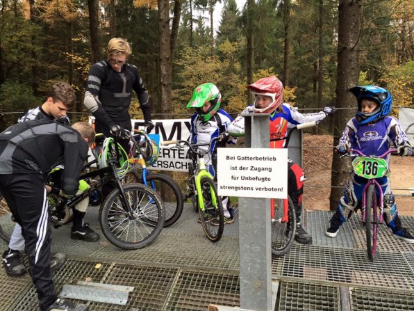 12189874_1028981757124789_4428401729392774400_n