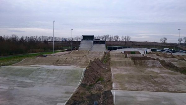 12342424_1044714675551497_4089162521967444802_n