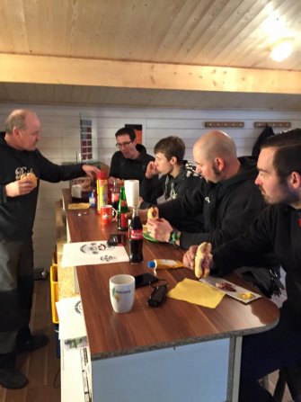 12729177_1085118324844465_5941438274331888301_n