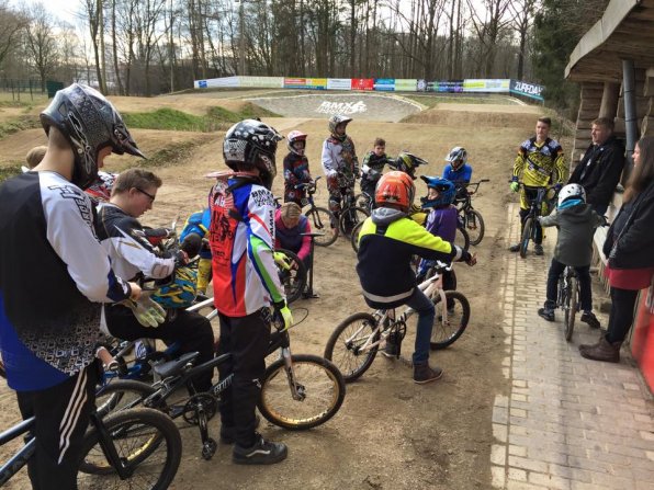 12799315_1089165454439752_6950479147995173026_n