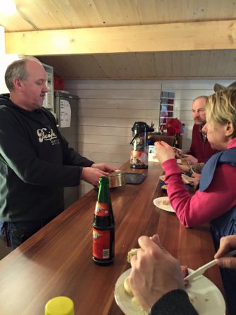 12805765_1089165357773095_3742172331520497068_n