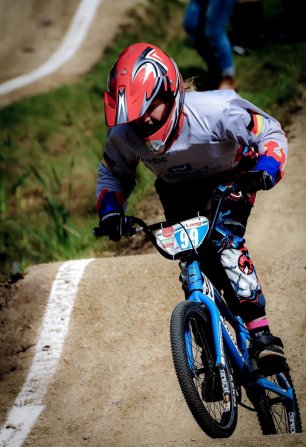 68952_813010845388549_5806983525571836443_n