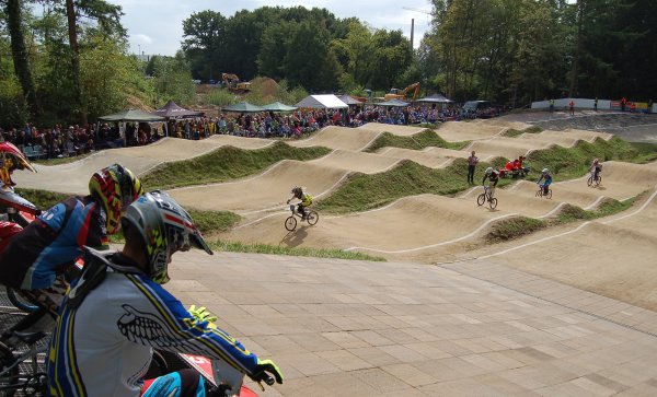 zi01 Blick über Anlage